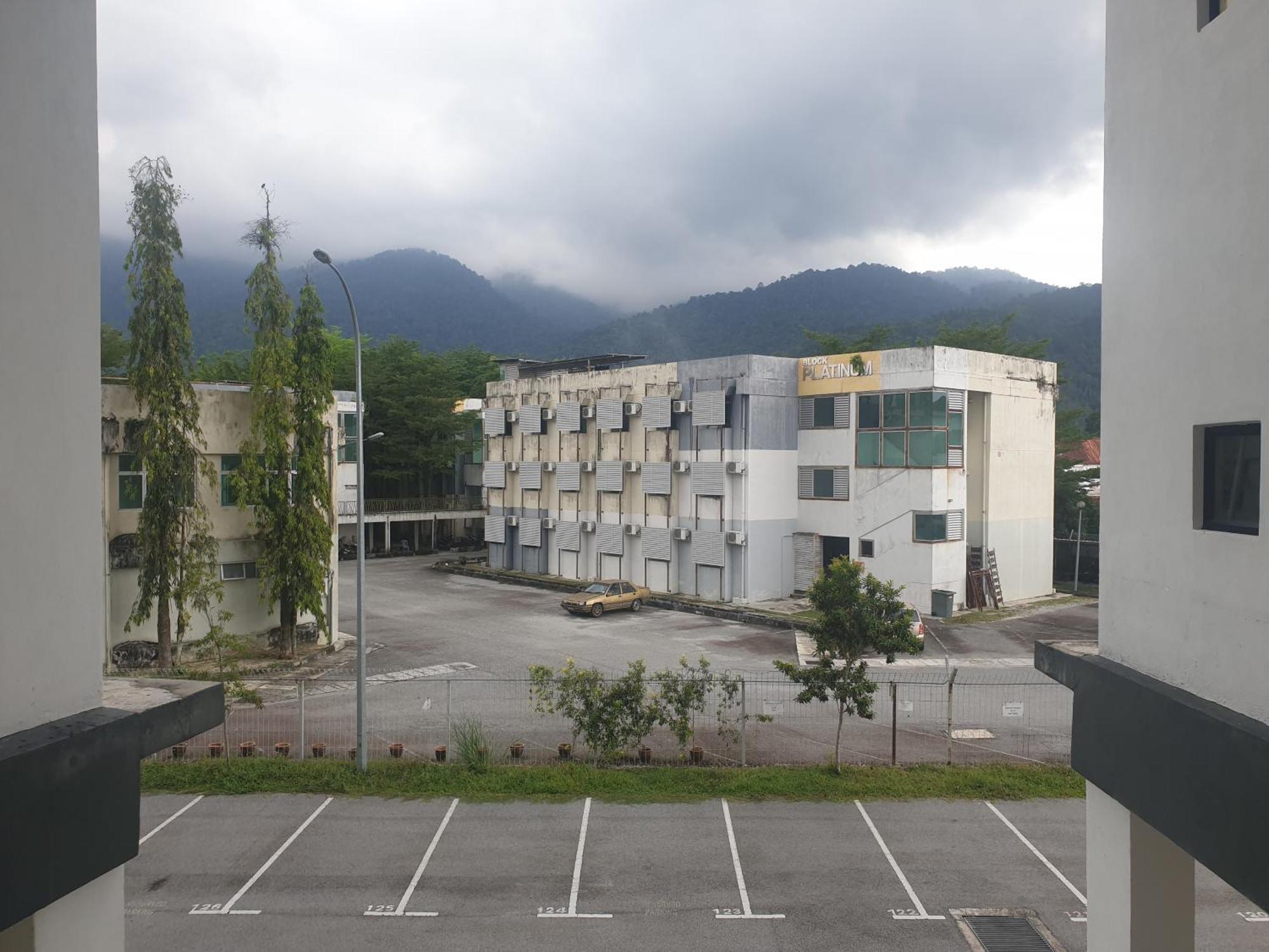 Unisuites Roomstay Kampar Exterior foto